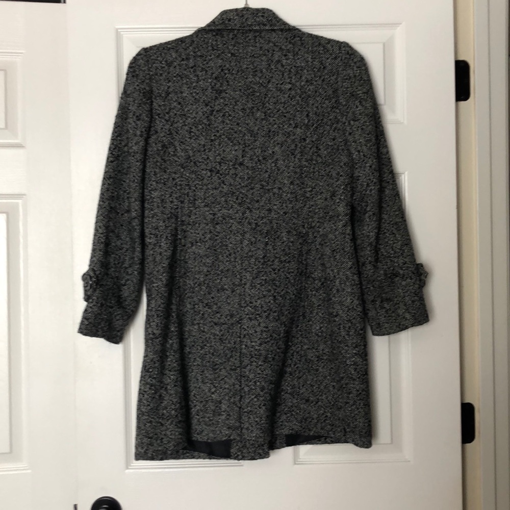 Coat - Picture 4 of 4